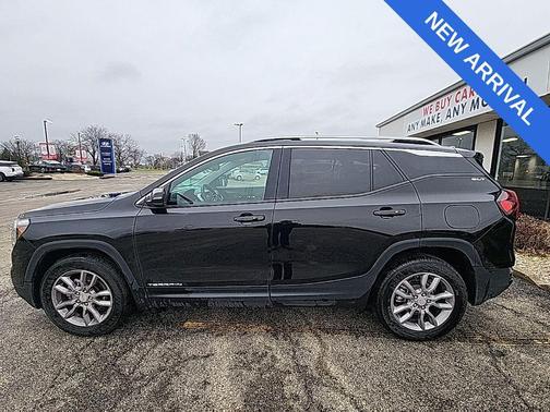 Ebony Twilight Metallic 2024 GMC Terrain SLT