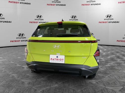 2026 Hyundai KONA SE