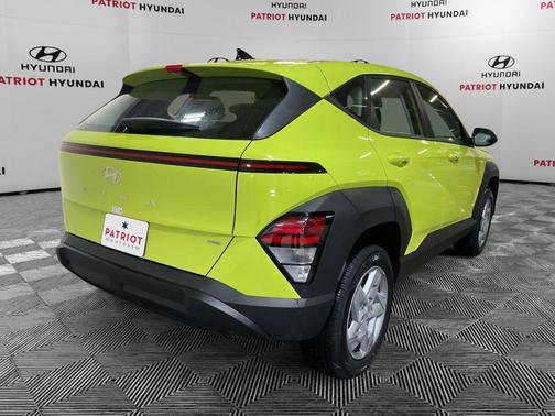 2026 Hyundai KONA SE