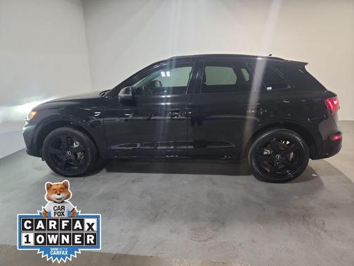 2022 Audi Q5 45 S line Premium Plus