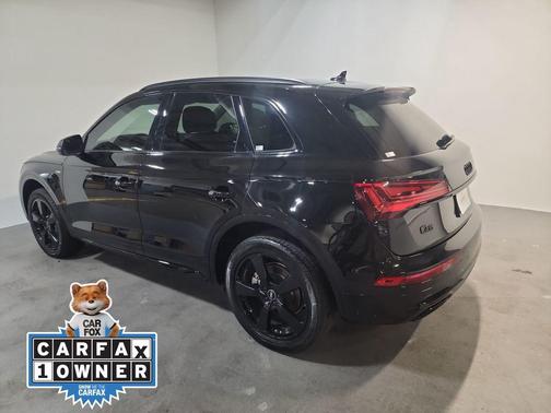 2022 Audi Q5 45 S line Premium Plus