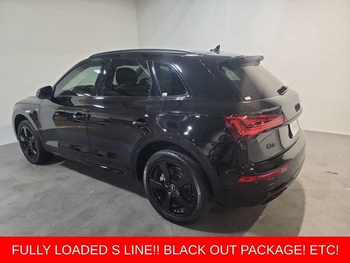 2022 Audi Q5 45 S line Premium Plus