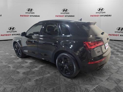 2022 Audi Q5 45 S line Premium Plus