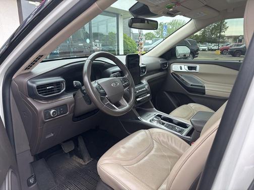 STAR WHITE MET TRI-COAT 2020 Ford Explorer Platinum
