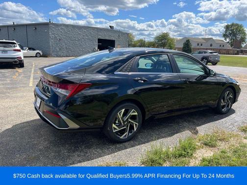 2025 Hyundai ELANTRA Limited