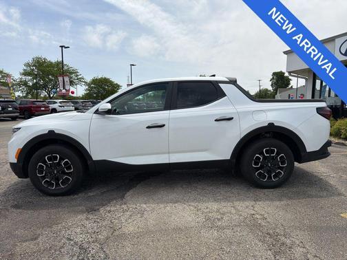 Atlas White 2023 Hyundai SANTA CRUZ SEL