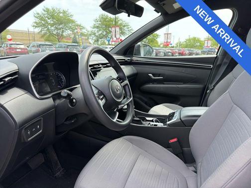 Atlas White 2023 Hyundai SANTA CRUZ SEL