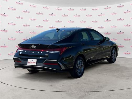 2025 Hyundai ELANTRA HEV Blue