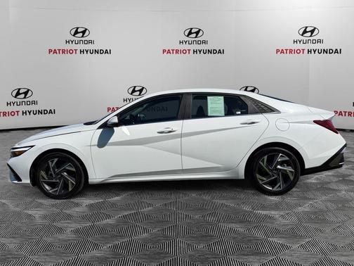 Serenity White 2025 Hyundai ELANTRA SEL