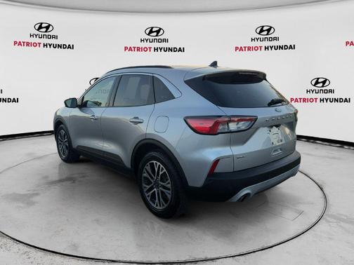 Ingot Silver Metallic 2020 Ford Escape SEL