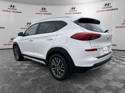 Cream White 2020 Hyundai TUCSON SEL