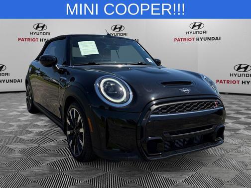 Midnight Black Metallic 2022 MINI Convertible Cooper S