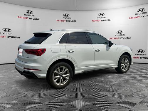 White 2025 Audi Q3 Premium