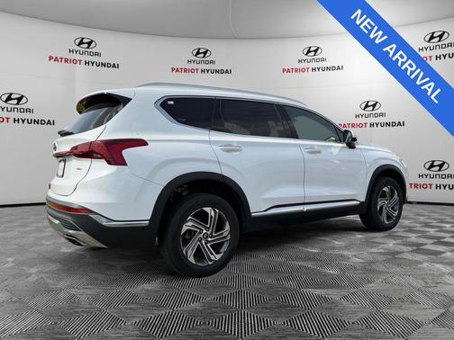 Quartz White 2022 Hyundai SANTA FE SEL 2.4