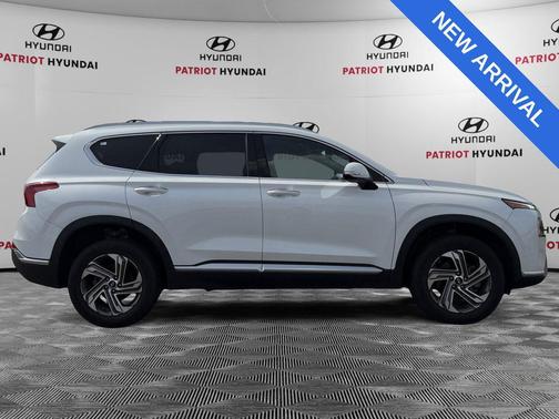 Quartz White 2022 Hyundai SANTA FE SEL 2.4