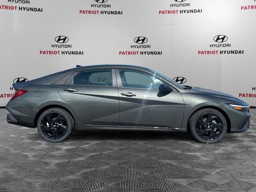 2026 Hyundai ELANTRA Sport