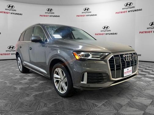 2020 Audi Q7 45 Premium Plus