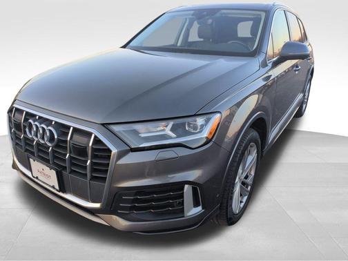 2020 Audi Q7 45 Premium Plus