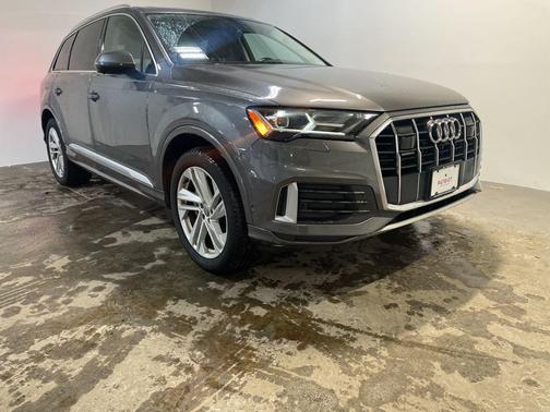 2020 Audi Q7 45 Premium Plus