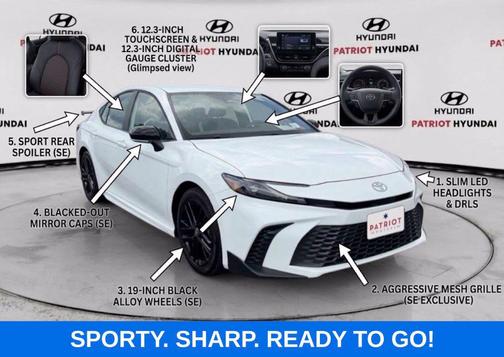 Ice Cap 2025 Toyota Camry SE