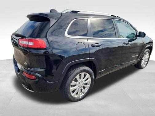2018 Jeep Cherokee Overland