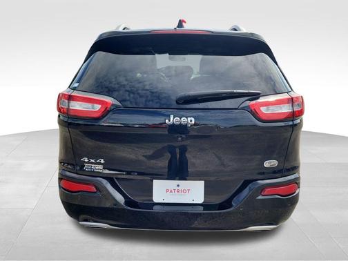 2018 Jeep Cherokee Overland