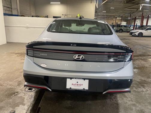 2026 Hyundai SONATA SEL