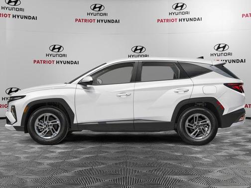 Serenity White Pearl 2026 Hyundai TUCSON SE