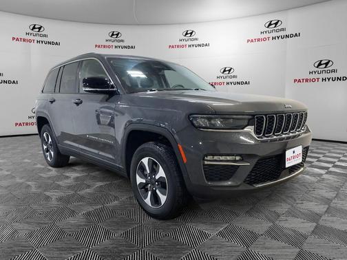2022 Jeep Grand Cherokee 4xe Base