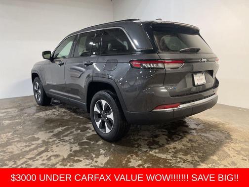 2022 Jeep Grand Cherokee 4xe Base