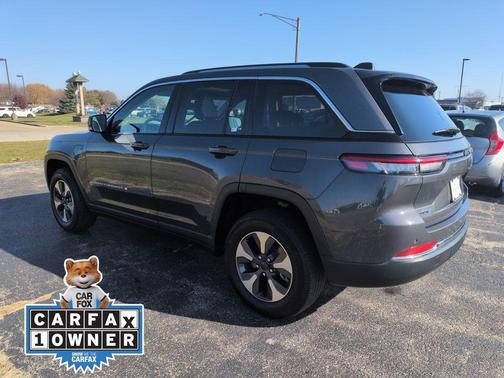 2022 Jeep Grand Cherokee 4xe Base