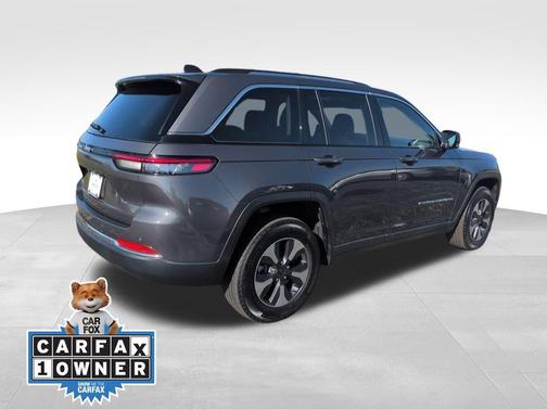 2022 Jeep Grand Cherokee 4xe Base