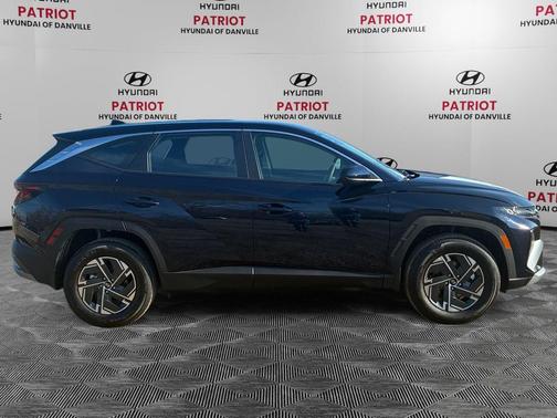 Deep Sea 2026 Hyundai TUCSON Hybrid Blue SE