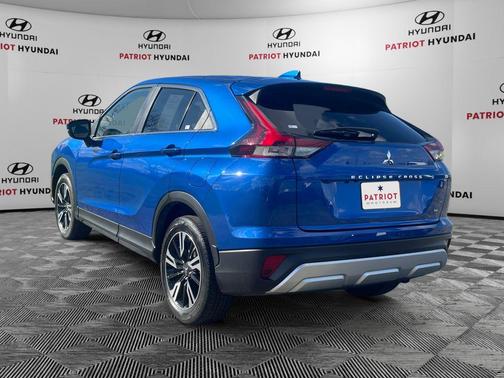 Lightning Blue Metallic 2024 Mitsubishi Eclipse Cross SE