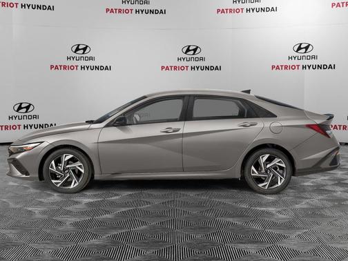 Fluid Metal 2025 Hyundai ELANTRA Sport