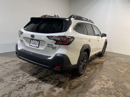 2024 Subaru Outback Onyx Edition XT