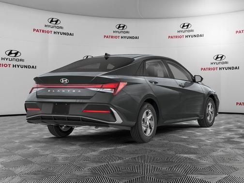 Ecotronic Gray 2026 Hyundai ELANTRA SE