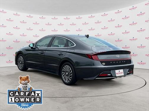 2022 Hyundai SONATA Hybrid Limited