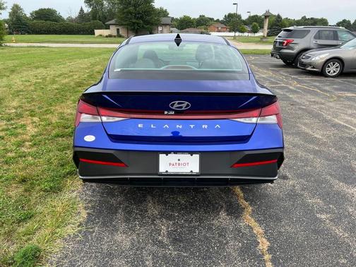 2025 Hyundai ELANTRA Sport