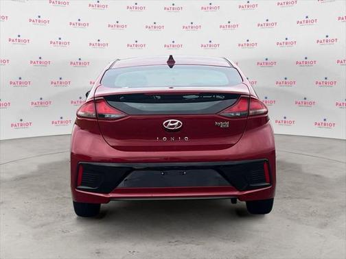 2019 Hyundai IONIQ Hybrid Blue