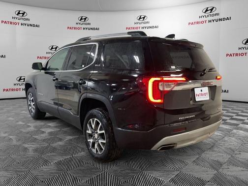 2023 GMC Acadia AWD SLE