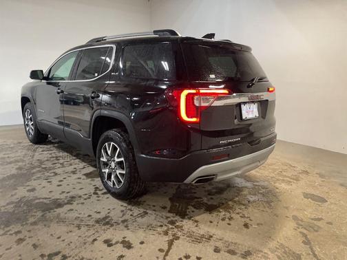 2023 GMC Acadia AWD SLE