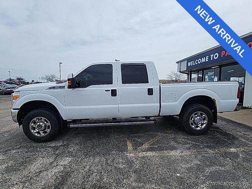 OXFORD WHITE 2015 Ford F-250 XLT