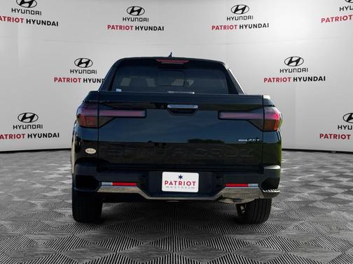 Phantom Black 2025 Hyundai SANTA CRUZ Limited