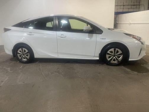 2018 Toyota Prius Four