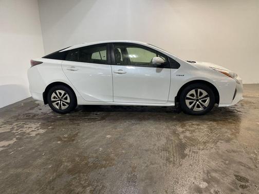 2018 Toyota Prius Four