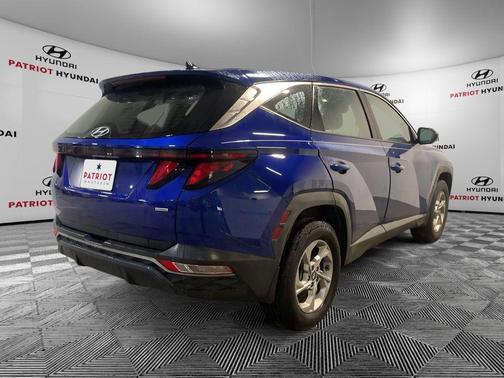 2023 Hyundai TUCSON SE