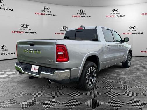 Billet Silver Metallic Clearcoat 2026 RAM 1500 Laramie