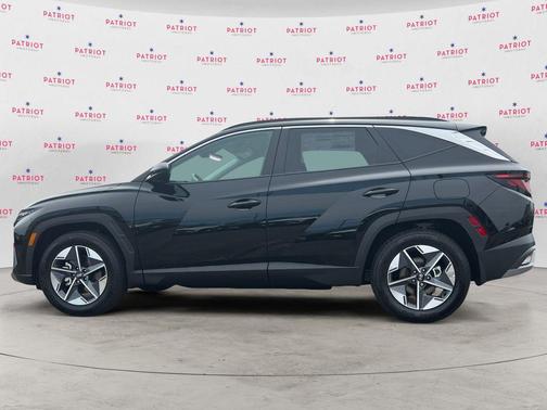 Phantom Black 2025 Hyundai TUCSON SEL