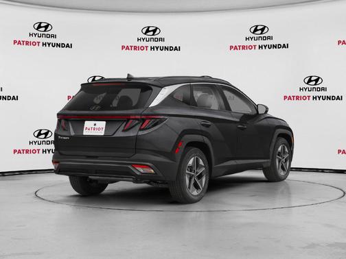 Phantom Black 2026 Hyundai TUCSON SEL Premium